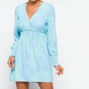 NWT WAYF A line dress smocked waist, sleeves. Light Blue floral print women’s L